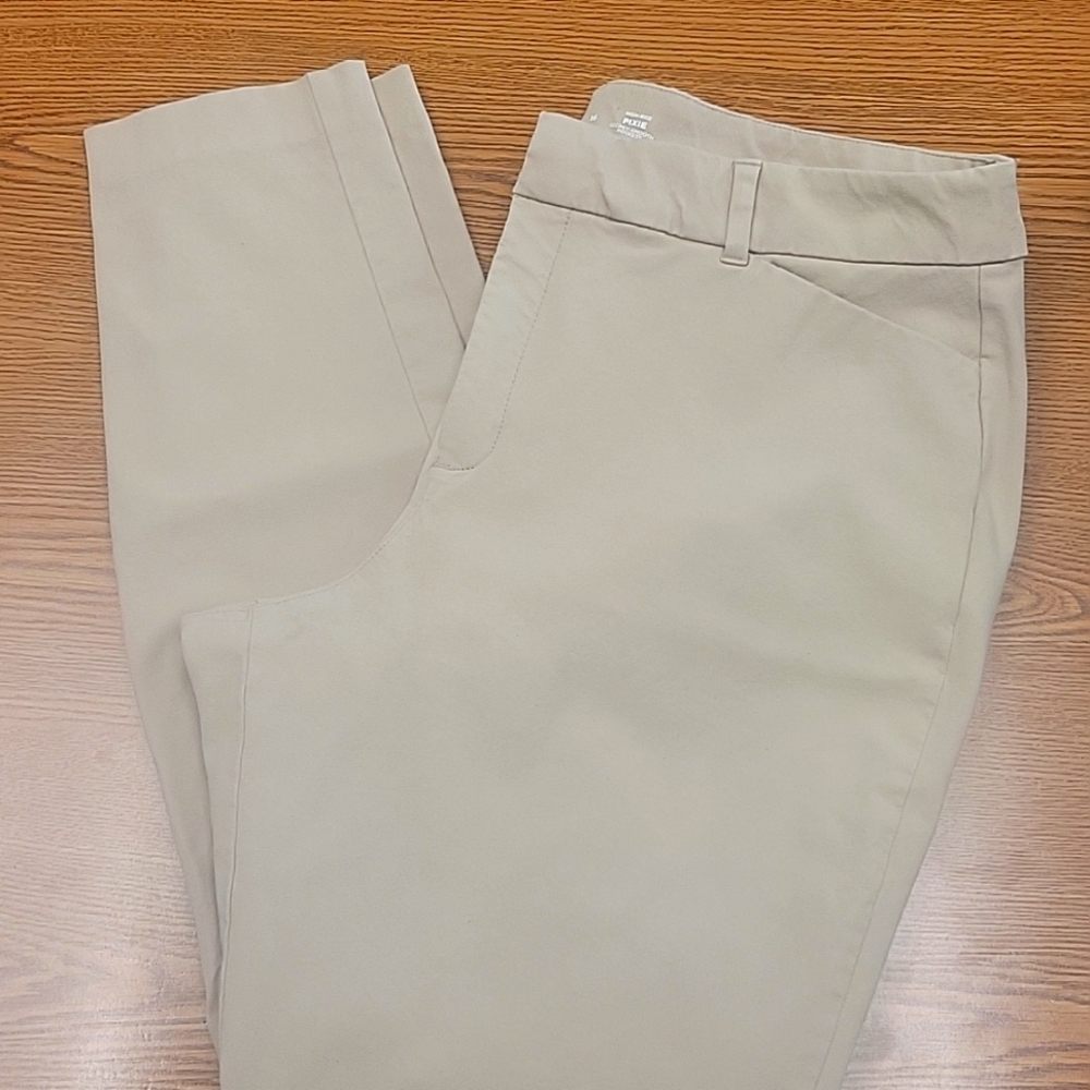 Old Navy Pixie Trousers